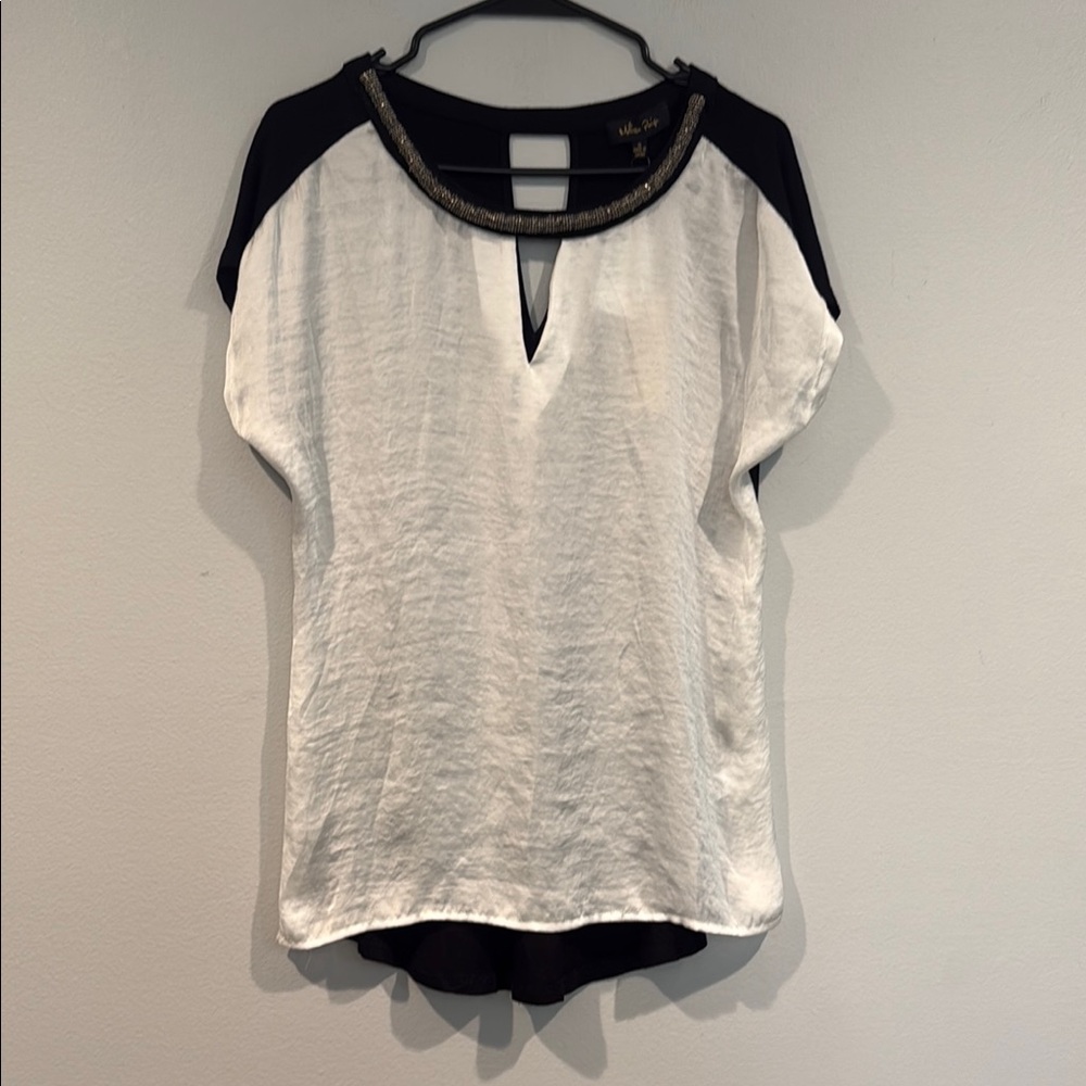 Melissa Paige Black and White Short Sleeve Blouse - Size Small